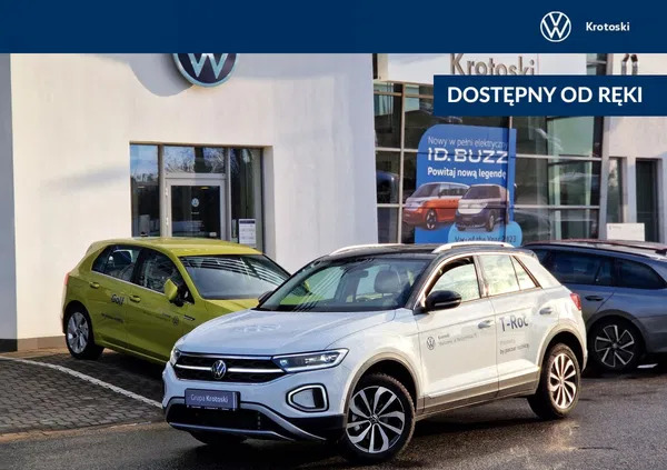 samochody osobowe Volkswagen T-Roc cena 145900 przebieg: 1160, rok produkcji 2024 z Warszawa